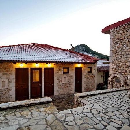 Hotel Thea Valtessinikou Exterior foto